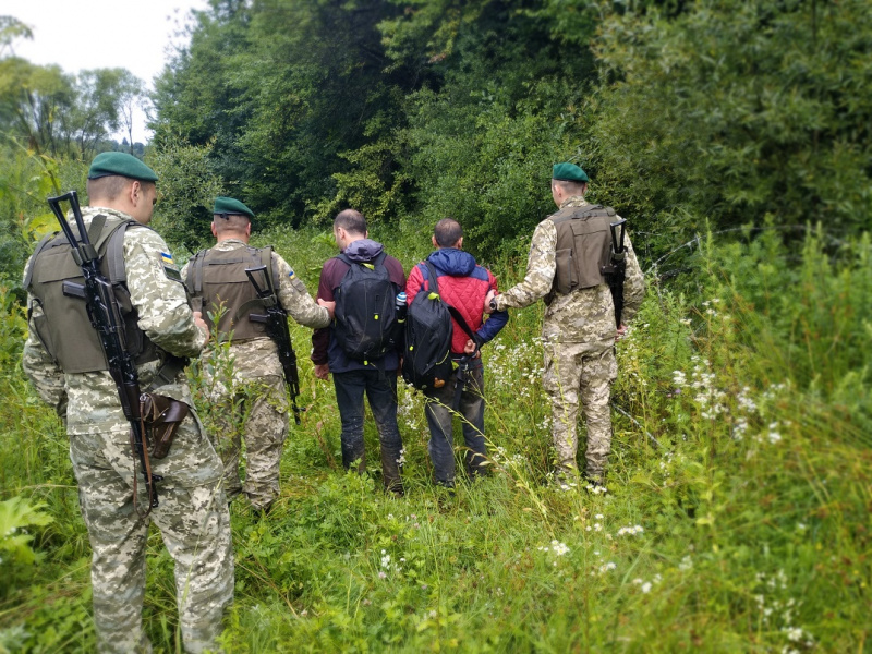На границе с Польшей задержали нелегалов из Турции, Марокко и Ливана